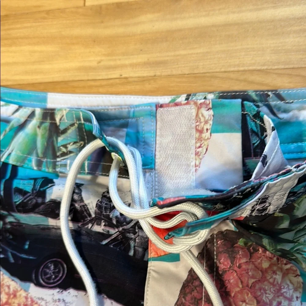 American Eagle Outfitters Swim Shorts Tropical